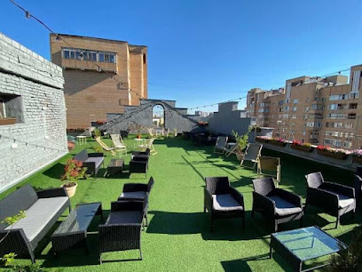 Roof Lounge