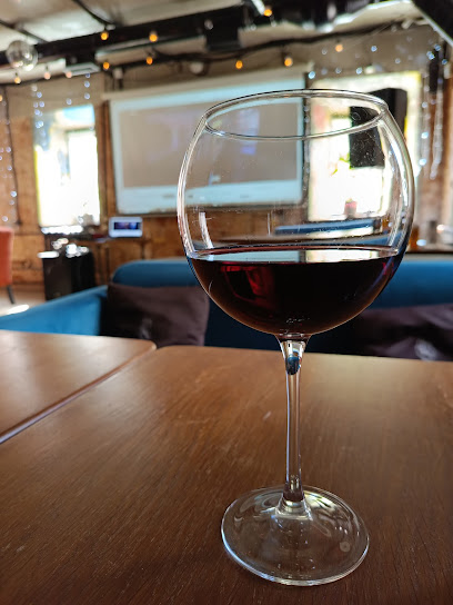 Blyur Launzh Bar